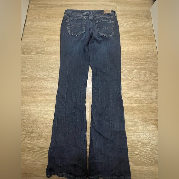 Low rise jeans, unworn. - Picture 2 of 3